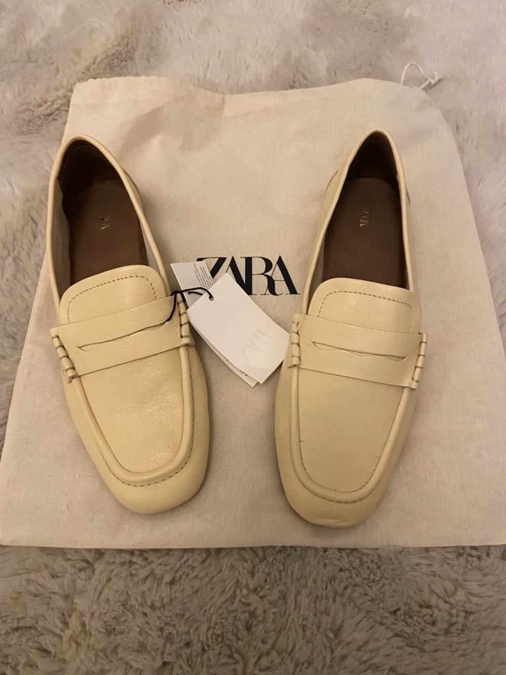 Zara Women's Off white/pale yellow Leather Penny Loafers